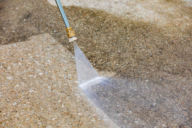 Best Pool Deck Cleaning  in Myrtle Grove, NC